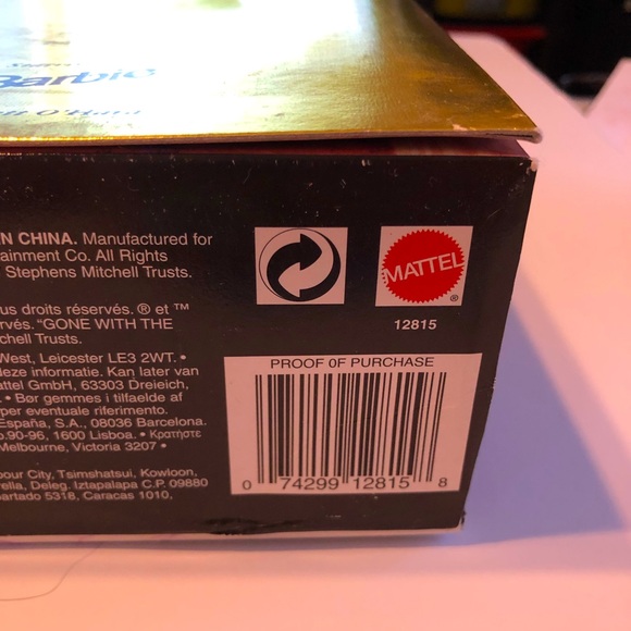 Hollywood Legends Collection Starring Barbie as Scarlett O’Hara - Picture 6 of 15